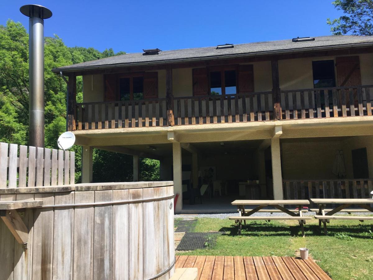 Les Marmottes Pour 12 Avec Bain Nordique Privatif Villa Camous Exterior photo