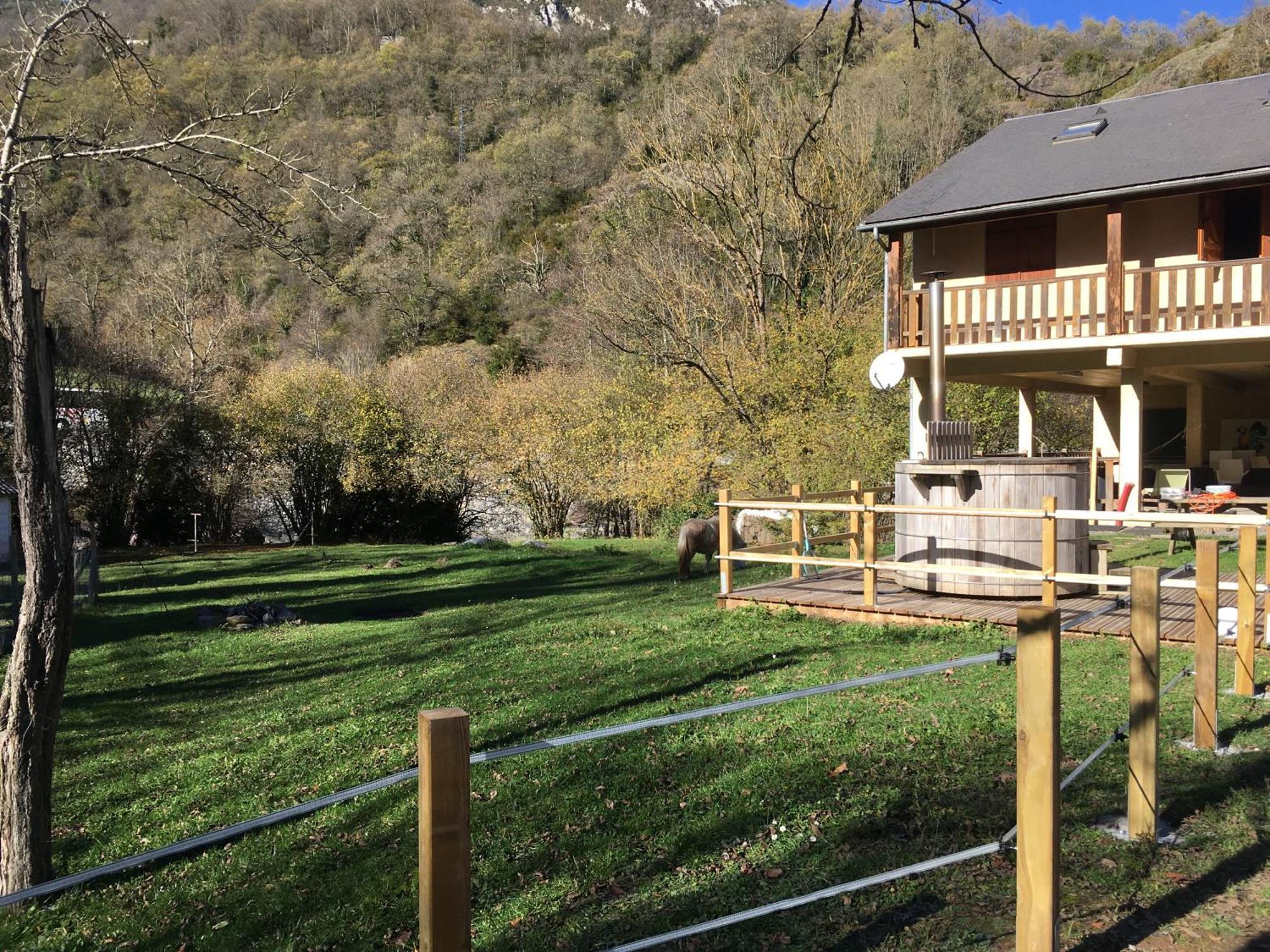 Les Marmottes Pour 12 Avec Bain Nordique Privatif Villa Camous Exterior photo